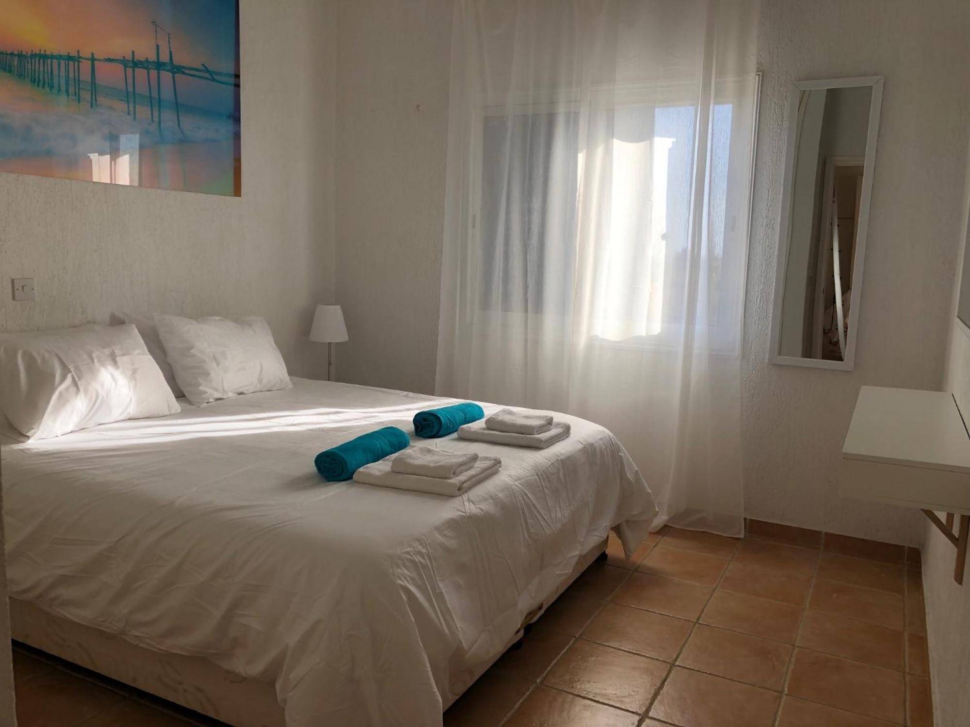 Limnaria Gardens - 1 Bedroom, Sunny Apartment With Stunning Pool Views Πάφος Εξωτερικό φωτογραφία