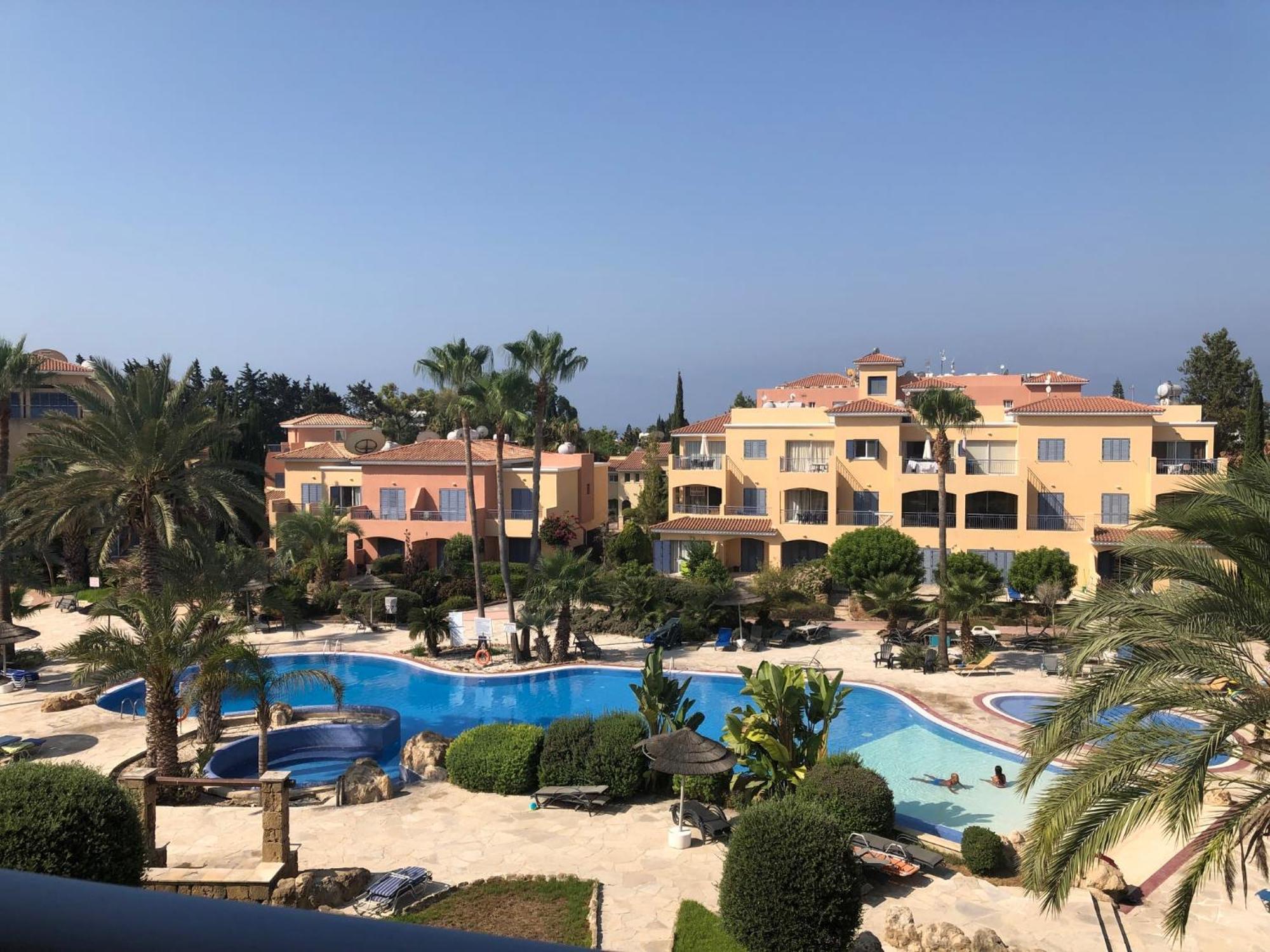 Limnaria Gardens - 1 Bedroom, Sunny Apartment With Stunning Pool Views Πάφος Εξωτερικό φωτογραφία